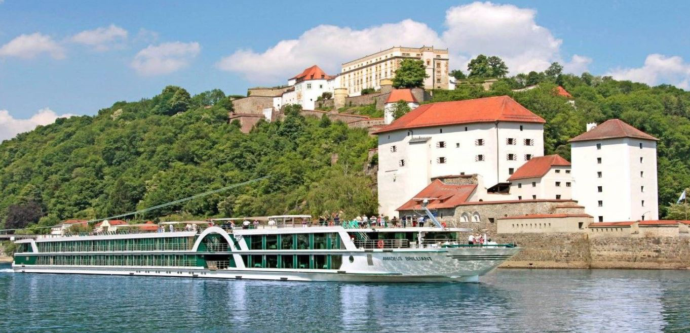 5* DELUXE AMADEUS BRILLIANT NEHİR GEMİSİ İLE REN NEHRİNDE LALE ZAMANI ÖZEL SEFERİ Amsterdam – Nijmegen – Middelburg – Ghent (Brugge & Ghent) – Antwerp (Brüksel)  Rotterdam (Keukenhof Bahçeleri) – Amsterdam (Volendam / Zaanse Schans) (1)