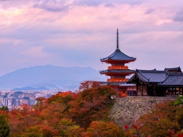 JAPONYA'NIN GİZLİ HAZİNELERİ Tokyo - Matsumoto - Shi̇rakawago - Kanazawa- Osaka 